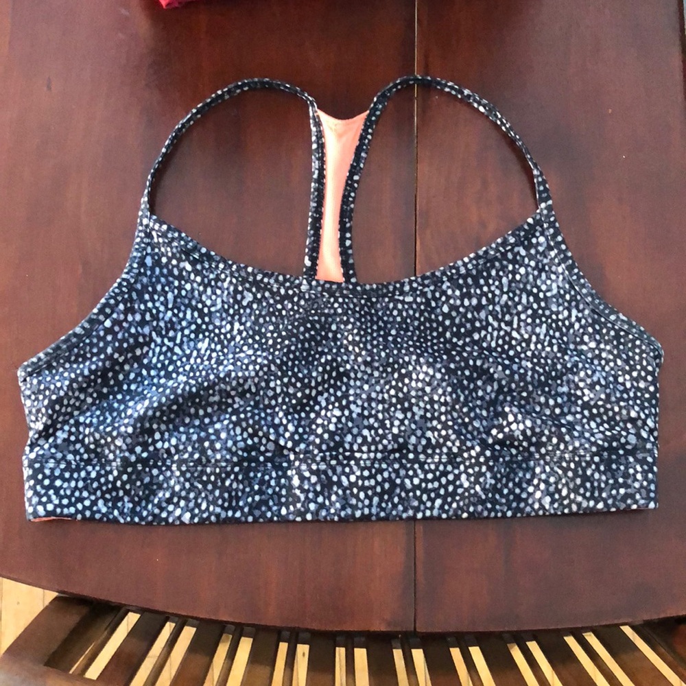 🌸 Black and White Spots Sports Bra